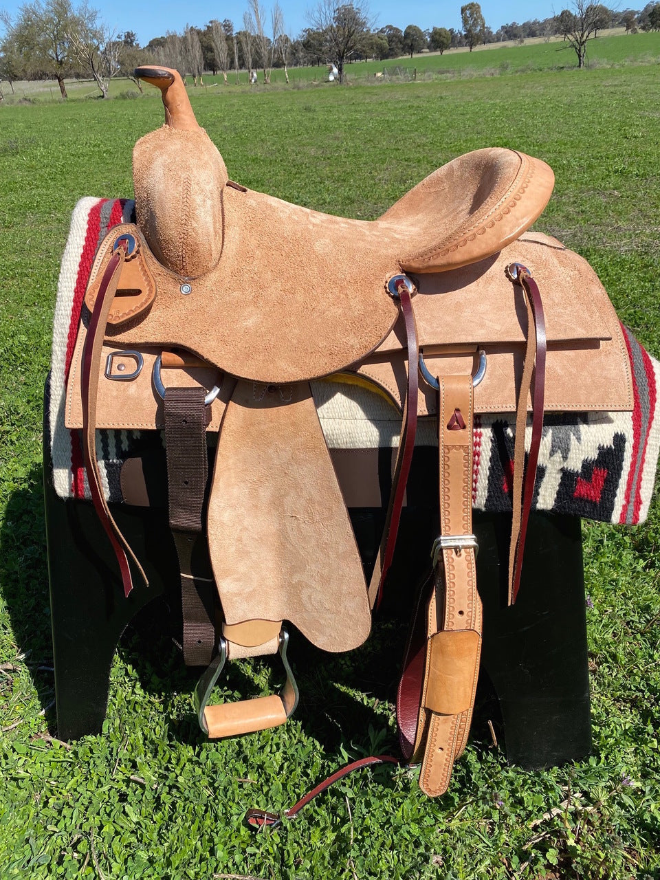 Calgary Balance Full Rough Out Pleasure Saddle