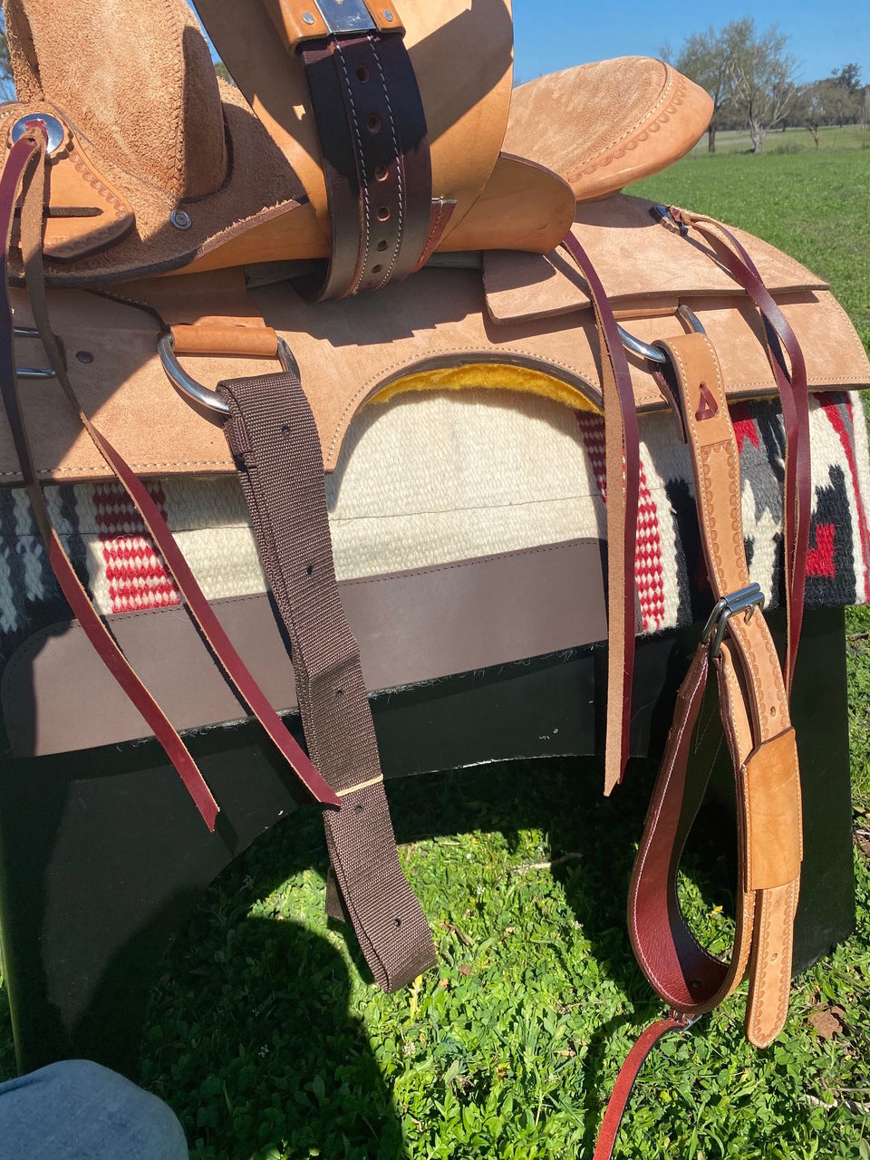 Calgary Balance Full Rough Out Pleasure Saddle