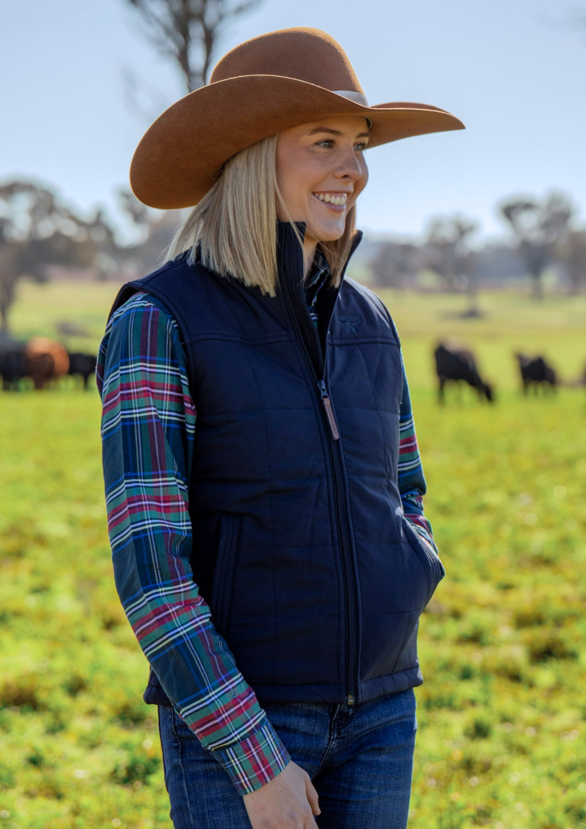 Newmarket Women's Longreach Puffer Vest - Navy