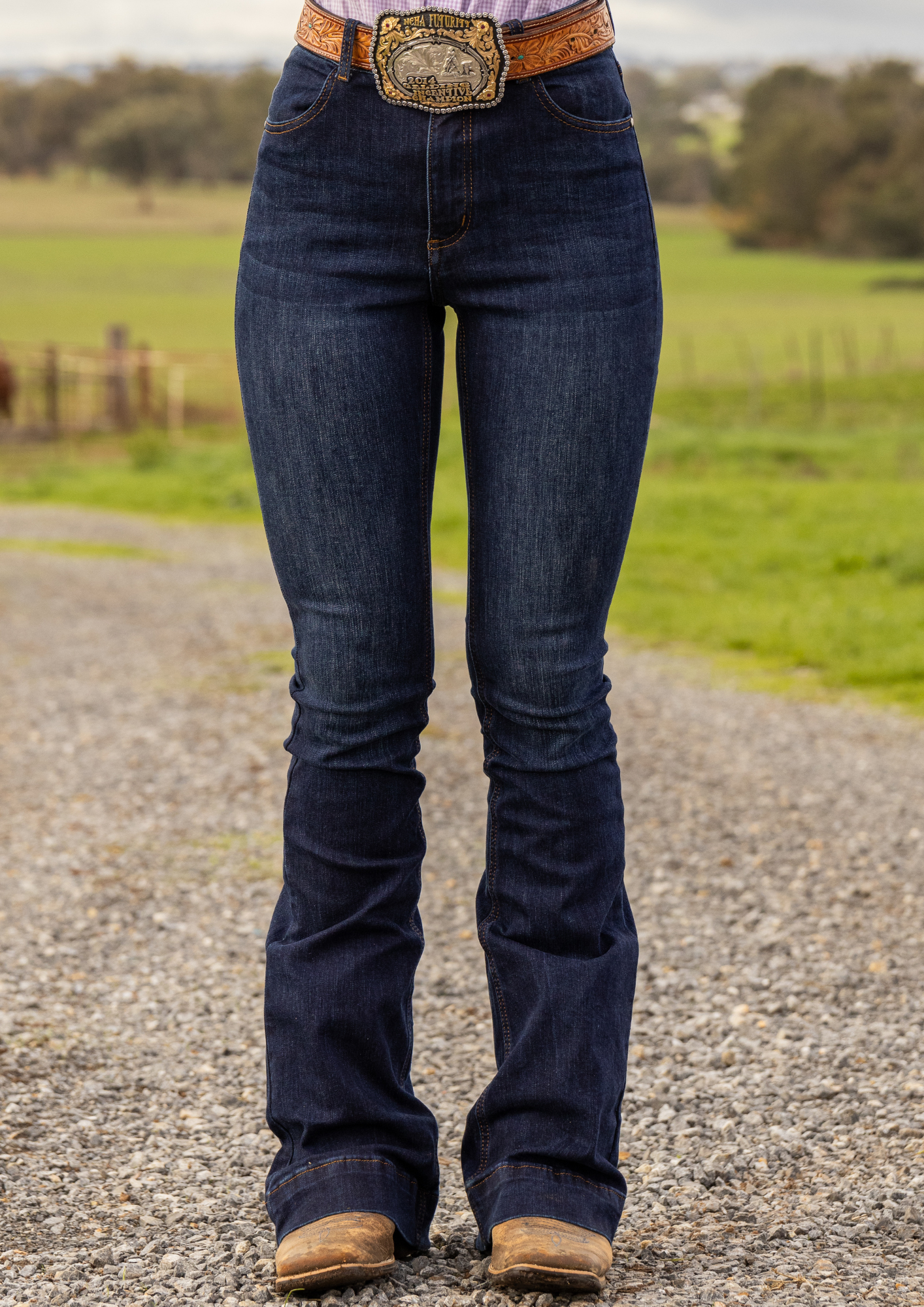 Newmarket Bonnie High Waisted Jean - Dark Wash - Image 2