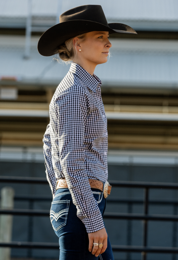 Newmarket Ladies Bonnie 100% Cotton Dress Shirt - Image 2