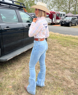 NEW Newmarket High Waisted Bonnie Jean - Light Wash