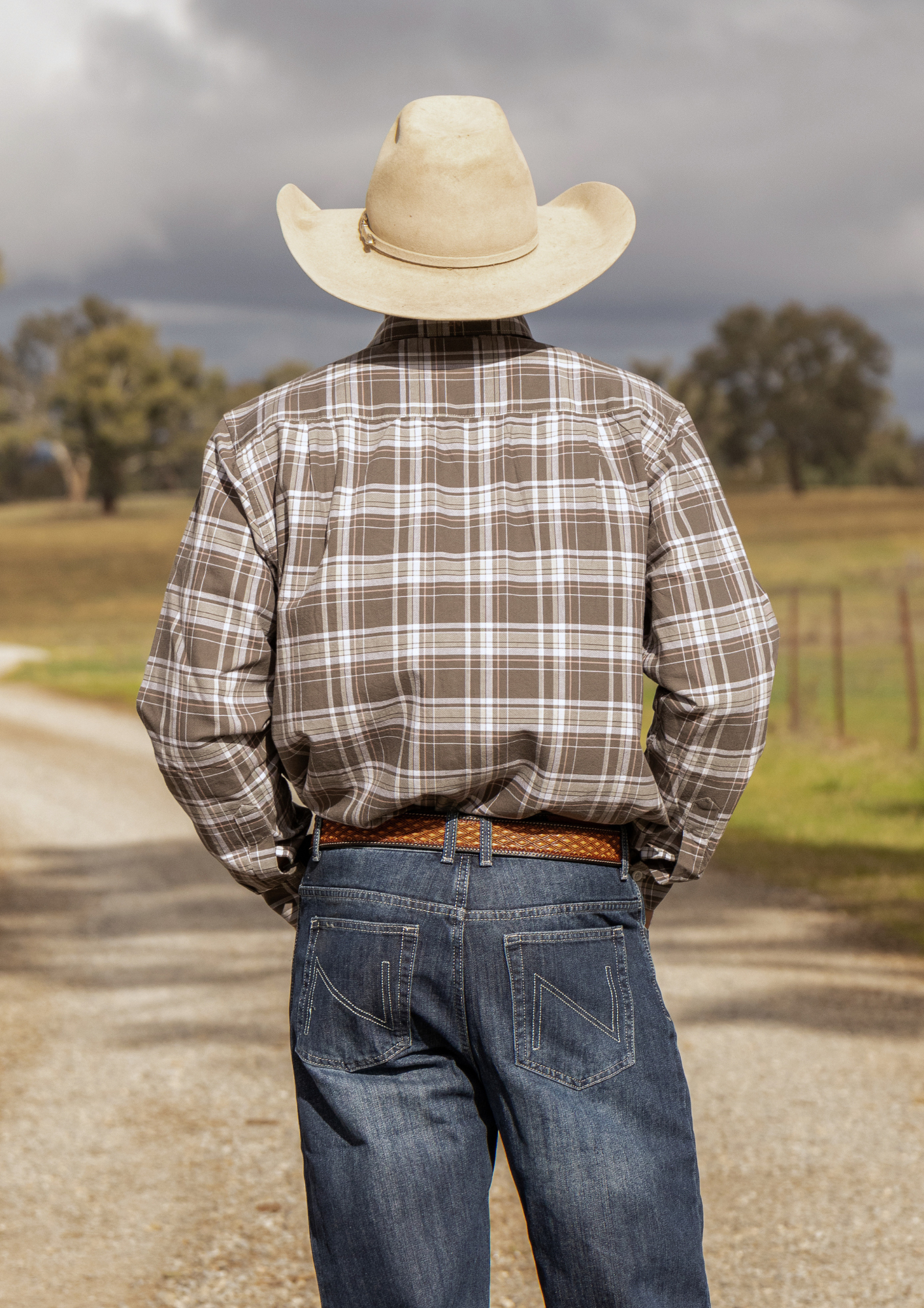 Newmarket Men’s 100% Australian Cotton Shirt – Chocolate Plaid - Image 3