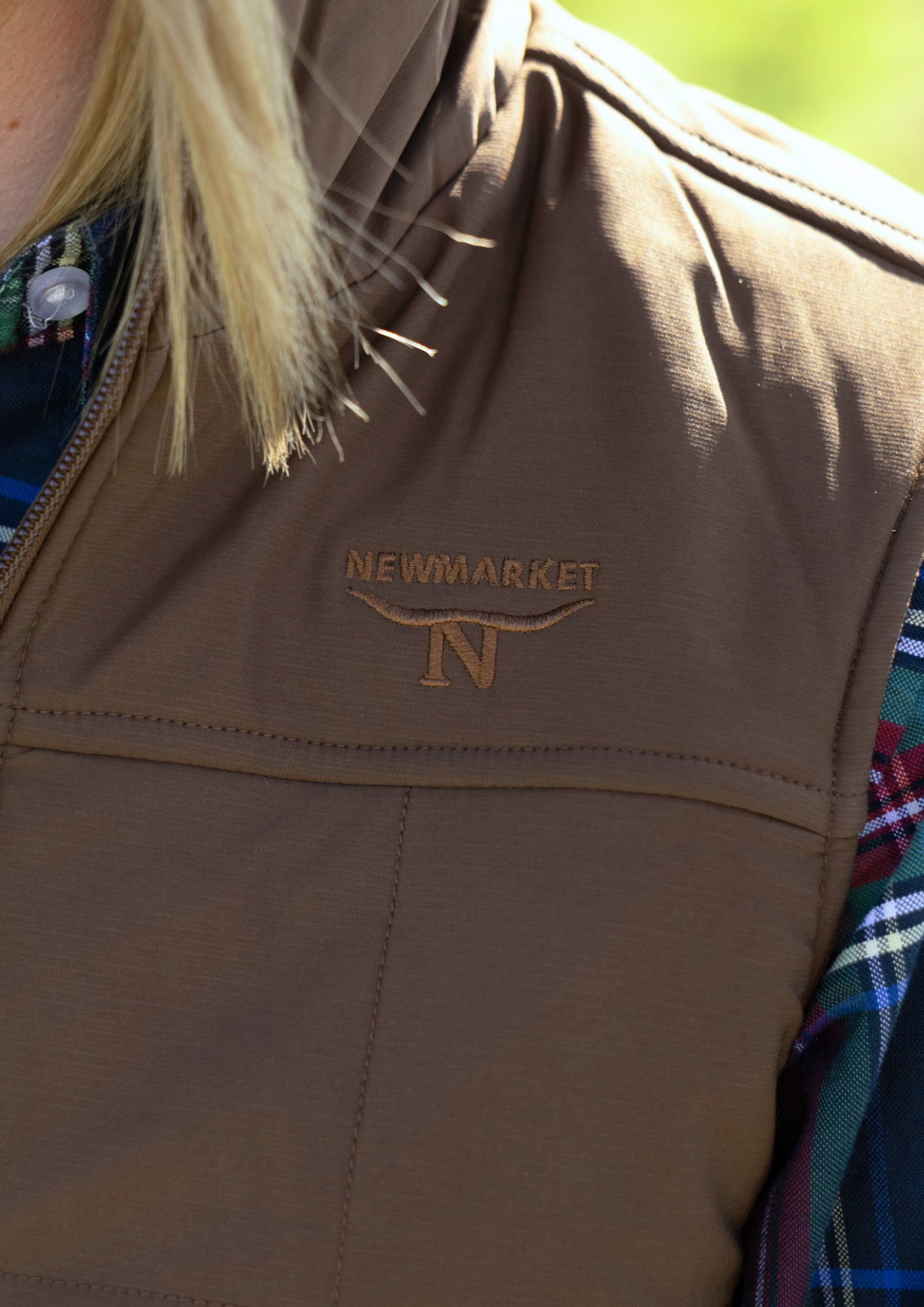 Newmarket Women’s Longreach Puffer Vest – Tan - Image 4